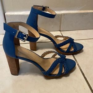 Jessica Simpson heels